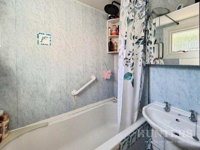 House for sale in Rosehill, Greater London