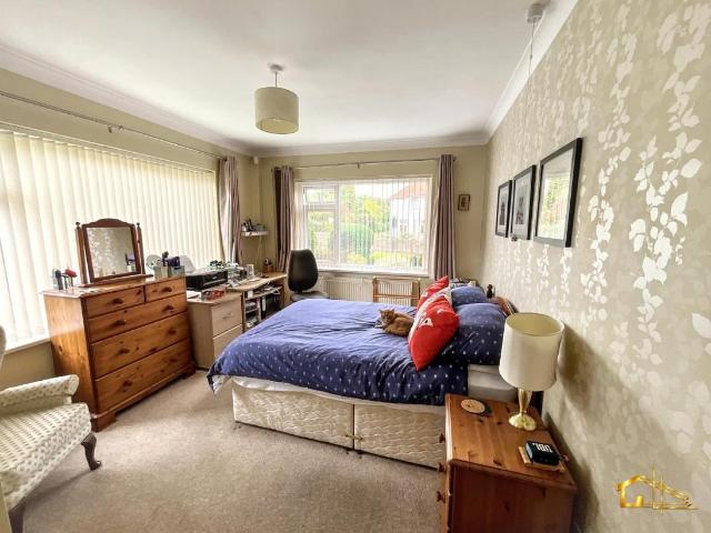 House for sale in Little Common, Heathlands