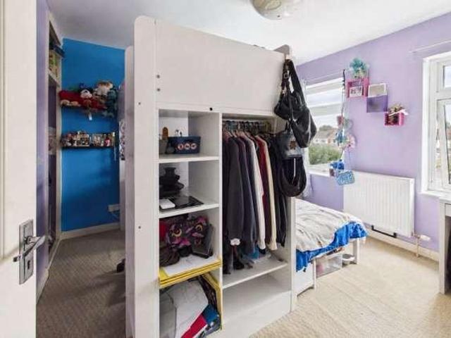 House for sale in Gorse Hill, Swindon