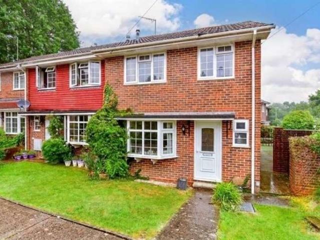 House for sale in Bolton Low Houses, Hampshire
