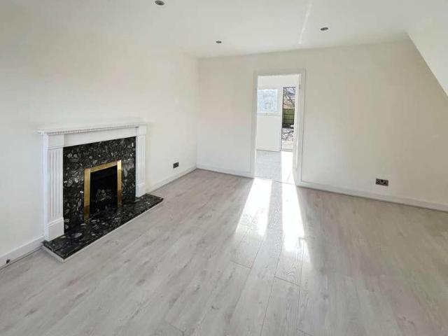 House for sale in Lee Bank, Greater Manchester