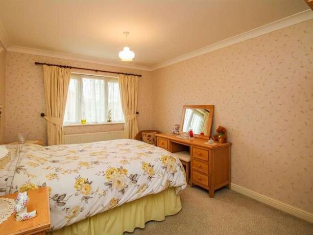 House for sale in Gawthorpe, Wakefield