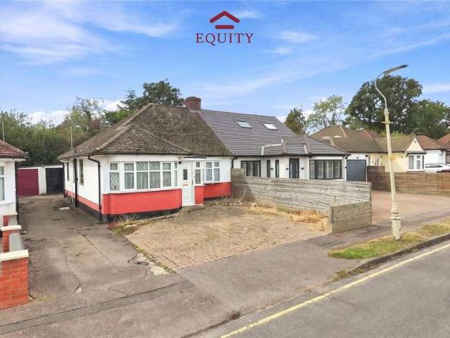 House for sale in Potters Bar, Hertfordshire