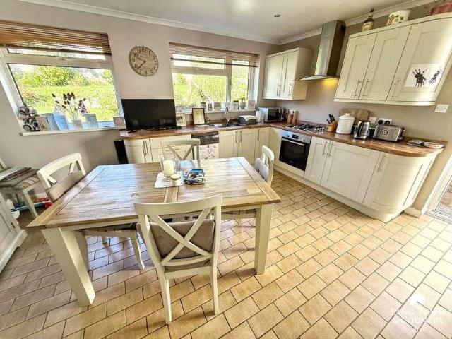 House for sale in Staddiscombe, Mount Wise