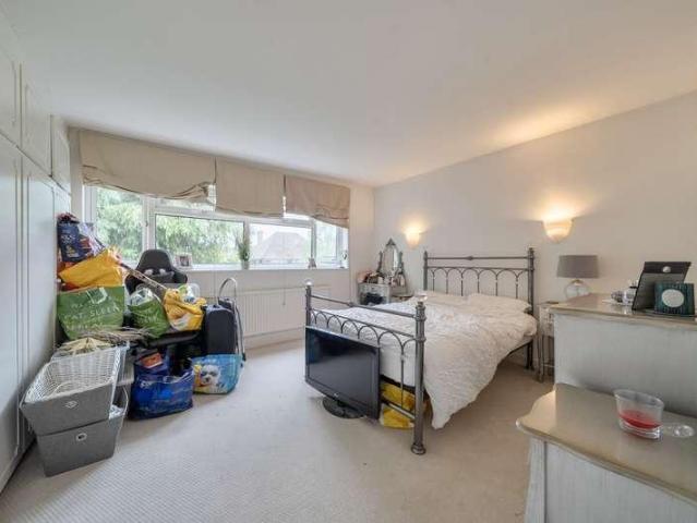 House for sale in Northwood, Greater London