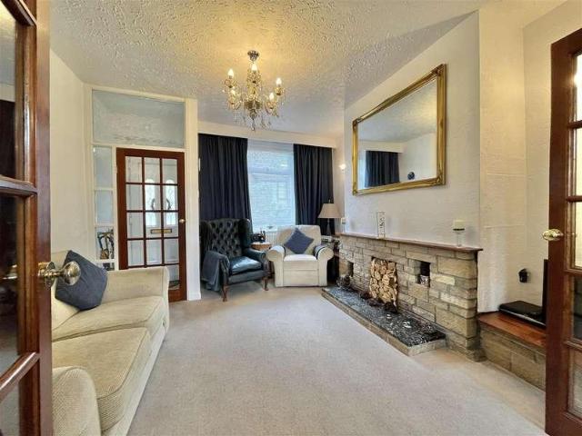 House for sale in Charlesworth, East Midlands
