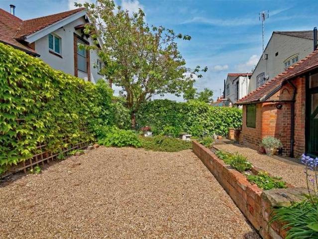 House for sale in Stanford On Avon, Leicestershire