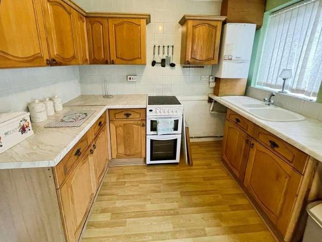 House for sale in Moses Gate, Lee Bank