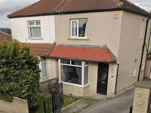 House for sale in West Royd, Bradford