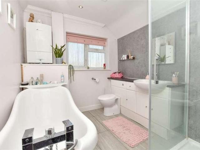 House for sale in Regent Quay, Oad Street