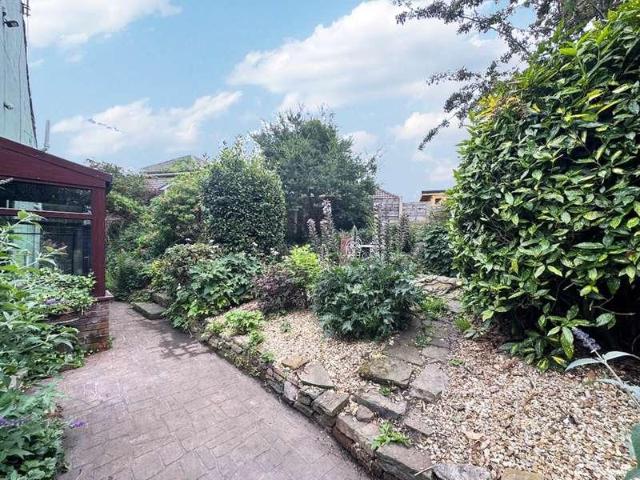 House for sale in Shaw and Crompton, Pendock