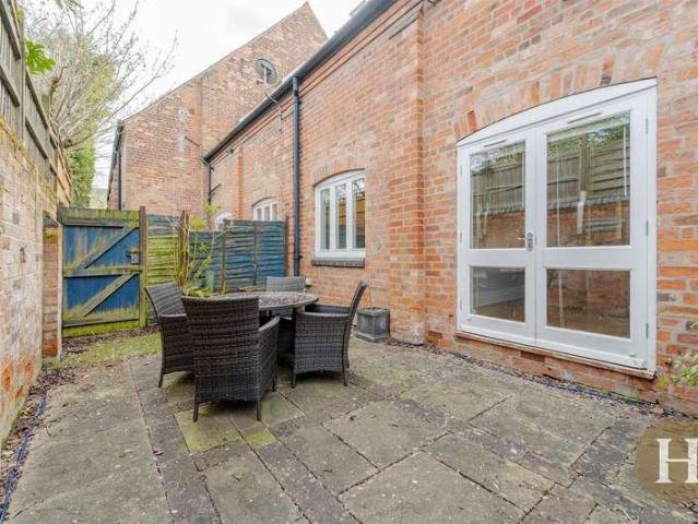 House for sale in Metchley, Birmingham