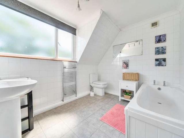 House for sale in Spring Vale, Hampshire