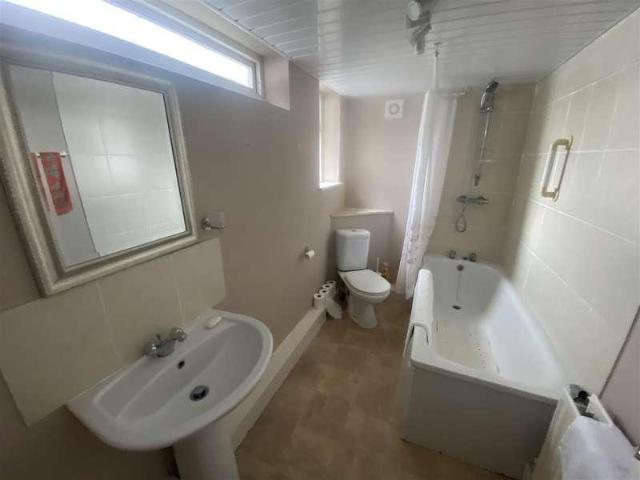 House for sale in Seaton Valley, Holywell