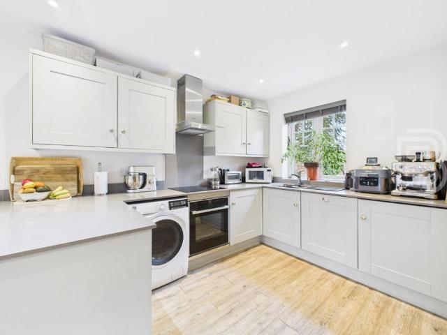 House for sale in Hillmorton Paddox, New Bilton