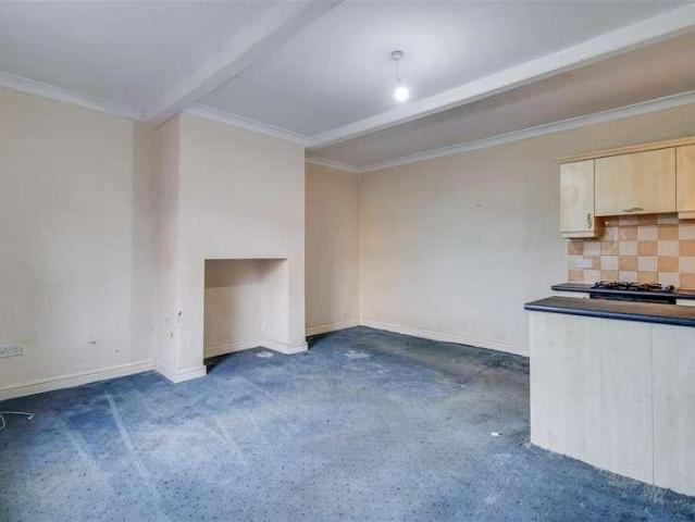 House for sale in Ossett, West Yorkshire