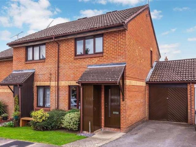 House for sale in Twyford