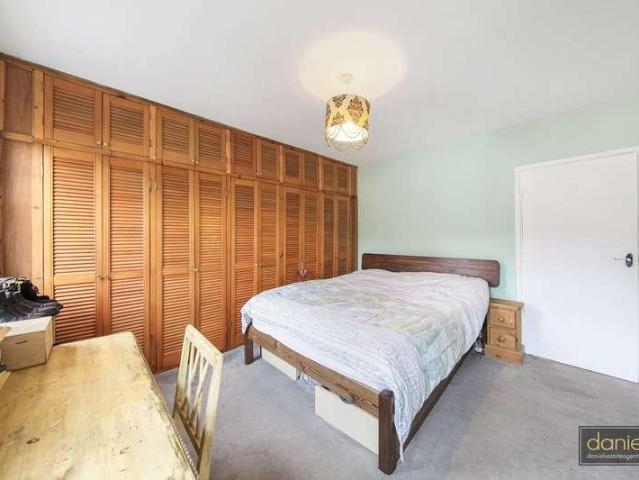 House for sale in London Borough of Ealing, Greater London