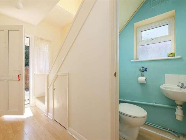 House for sale in Oad Street, Kent