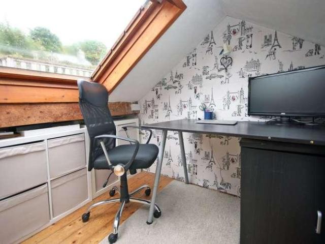 House for sale in Deiniolen, Wales