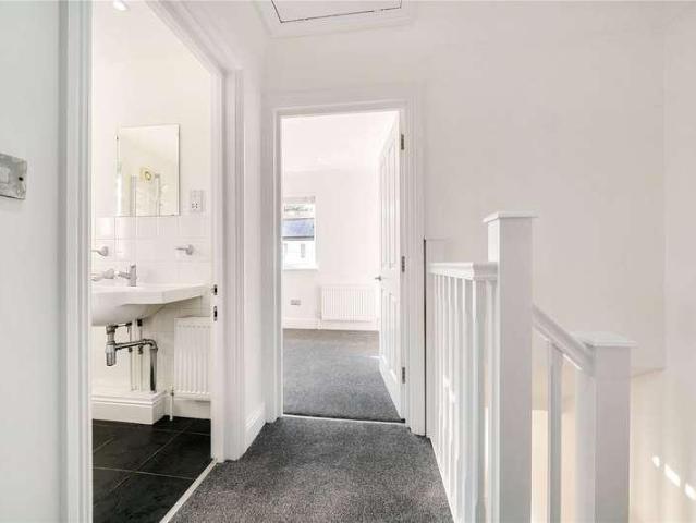 House for sale in Brunswick Park, Greater London