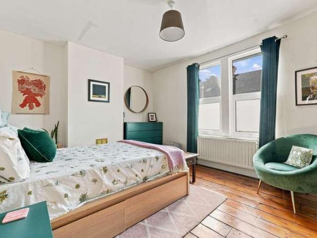 House for sale in Feckenham, City Of Bristol