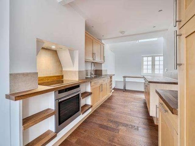 House for sale in Weston and Weedon, Northamptonshire