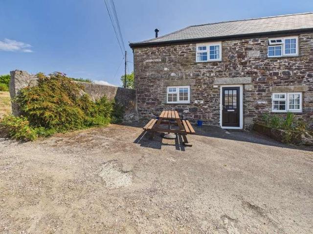 House for sale in Jacobstow, Cornwall