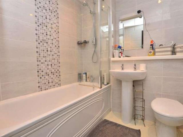 House for sale in Red Hill, Surrey