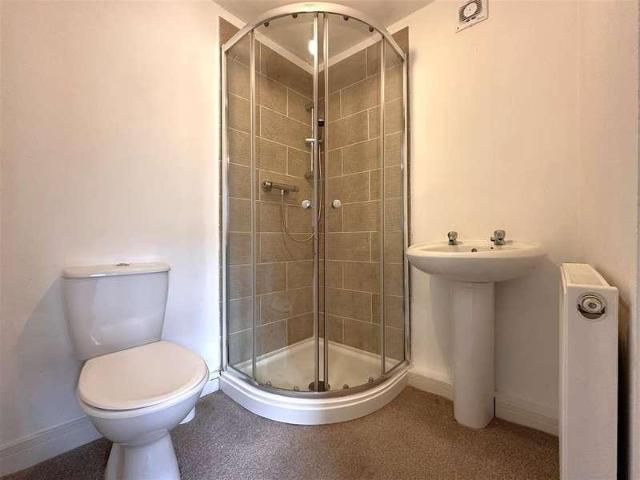 House for sale in Alverton, East Midlands