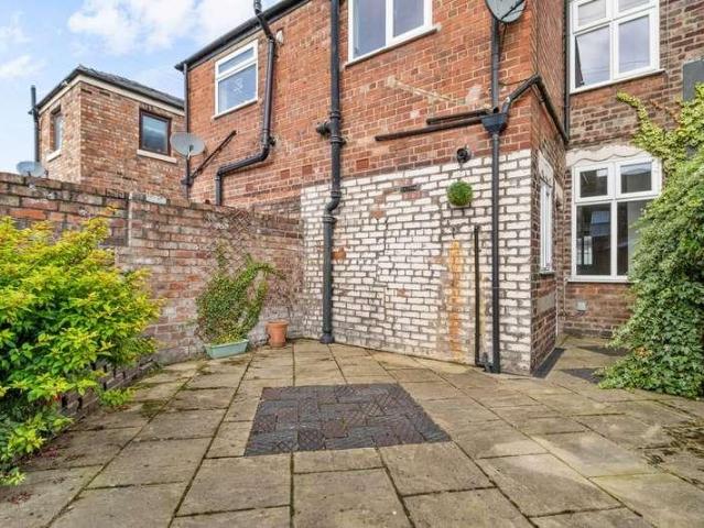 House for sale in Wilderspool, Warrington