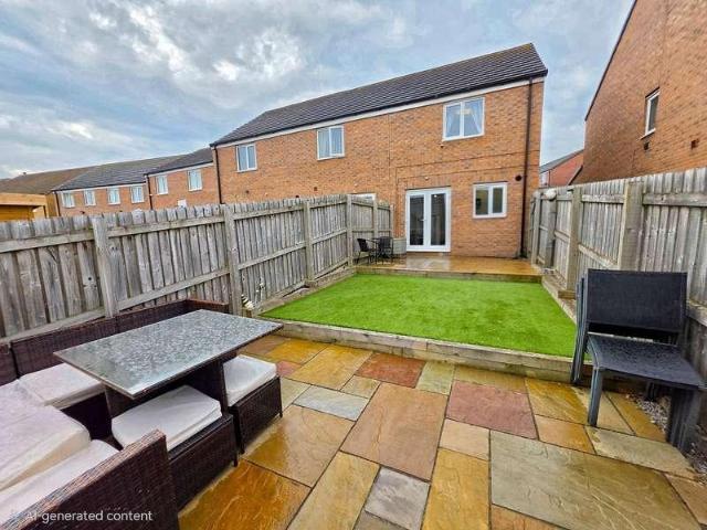 House for sale in Pogmoor, South Yorkshire