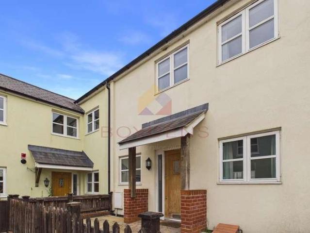 House for sale in Chelmondiston, Suffolk