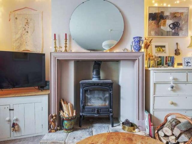House for sale in Fossebridge, Gloucestershire
