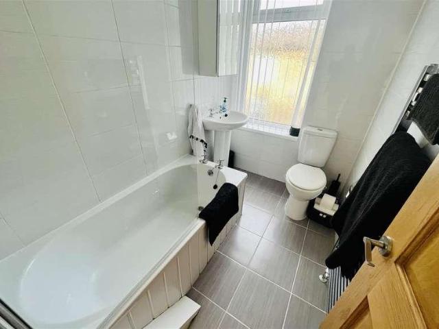 House for sale in Paddock, Huddersfield