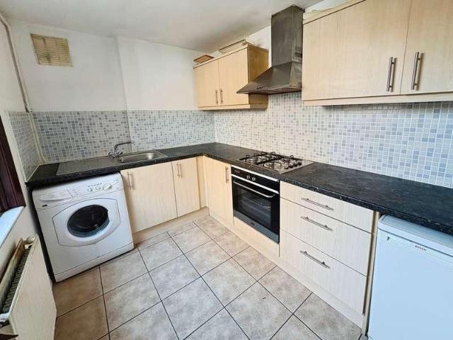 House for sale in Elmfield, Leicestershire