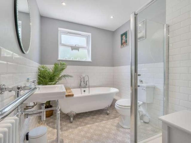 House for sale in Totteridge, Buckinghamshire