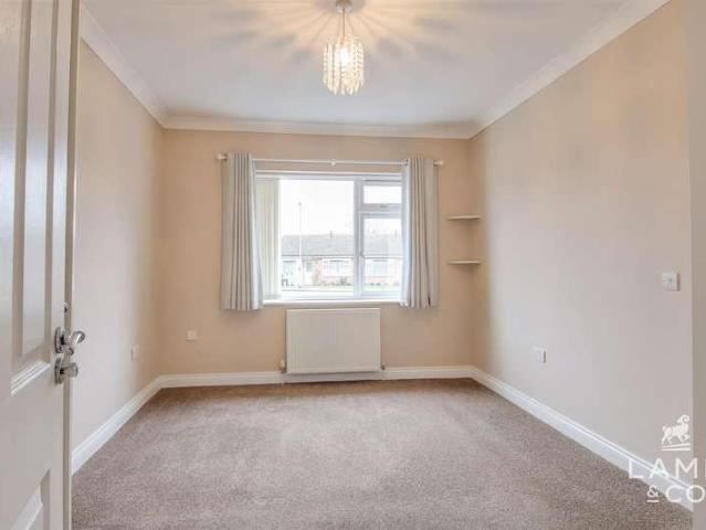 House for sale in Dale Hill, Essex