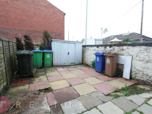 House for sale in Smallbridge, Burnedge