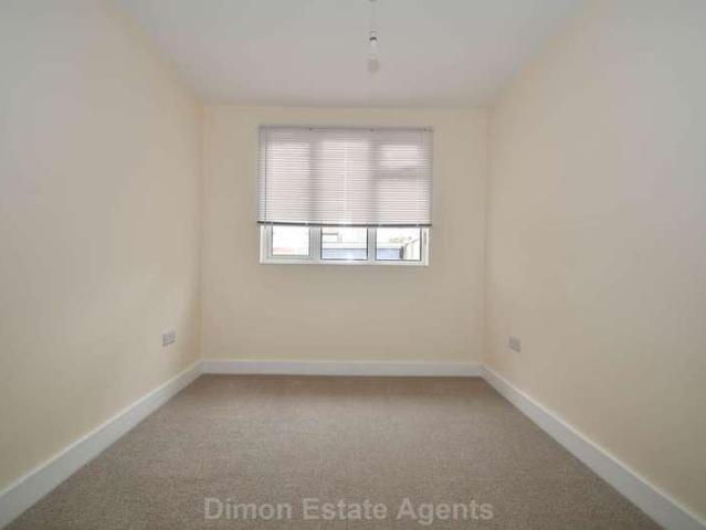 House for sale in Hardway, Middlecroft