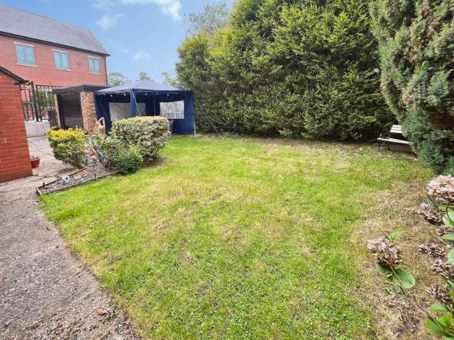 House for sale in Westhoughton, Lee Bank