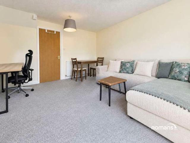 House for sale in Basingstoke, Basingstoke and Deane