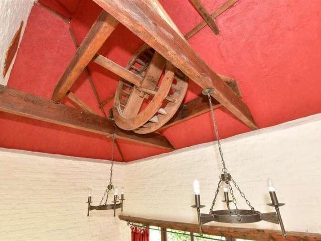 House for sale in Folkestone, Etchinghill