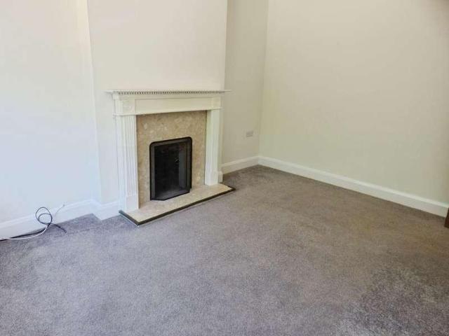 House for sale in Hedge End, Helford