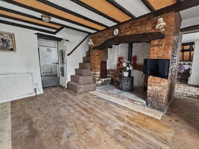 House for sale in Wool, East Burton