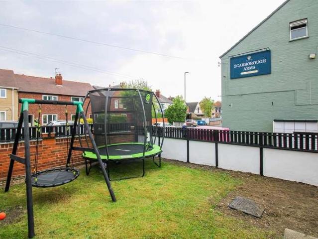 House for sale in Flanshaw, Wakefield