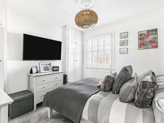 House for sale in High Barnet, Greater London