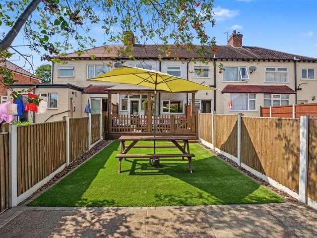 House for sale in Attenborough, East Midlands