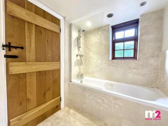 House for sale in Ultra Pontem, Newport