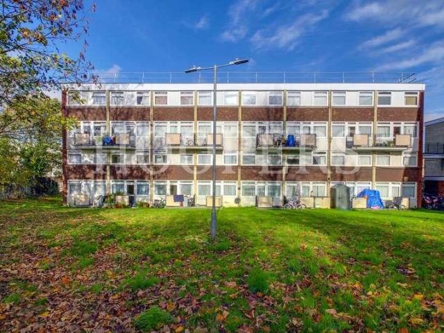 House for sale in Dollis Hill, Greater London